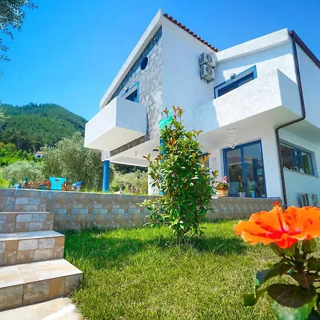 Apartament Mikres Kyklades *