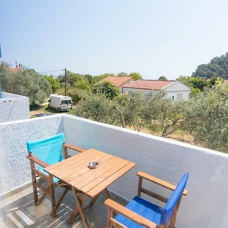 Mikres Kyklades Apartament *